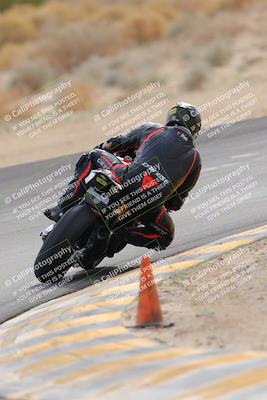 media/Dec-17-2022-SoCal Trackdays (Sat) [[224abd9271]]/Turn 10 Backside (120pm)/